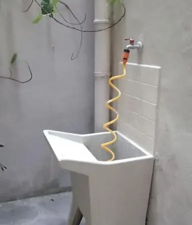 A Due Passi Dal Centro Apartment *