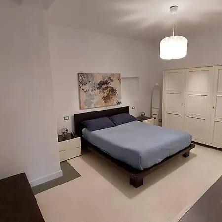 A Due Passi Dal Centro *